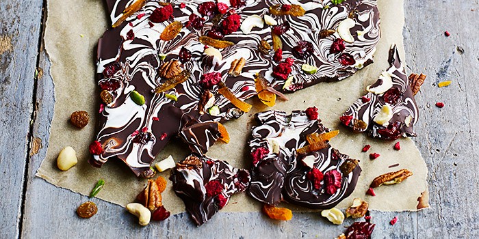 1._salted_fruit_n_nut_bark-aefdf3a