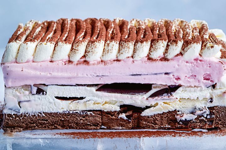 4-ingredient-neapolitan-viennetta-165476-1