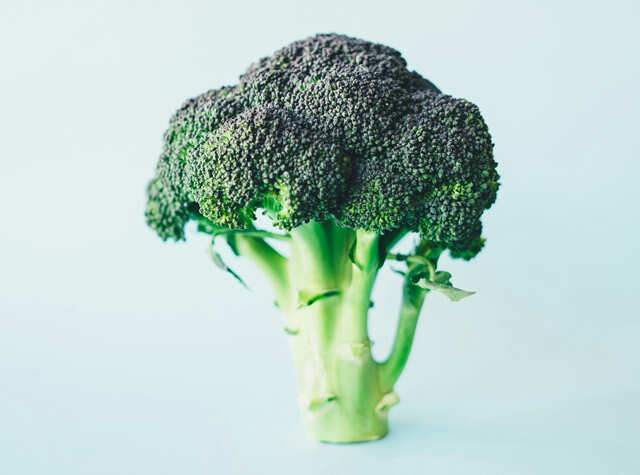 Broccoli-is-a-vitamin-C-rich-food