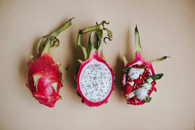 Dragon-fruit-is-a-vitamin-C-rich-food