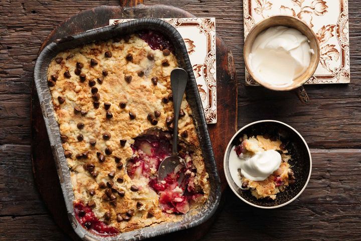 apple-berry-dump-cake-125284-1