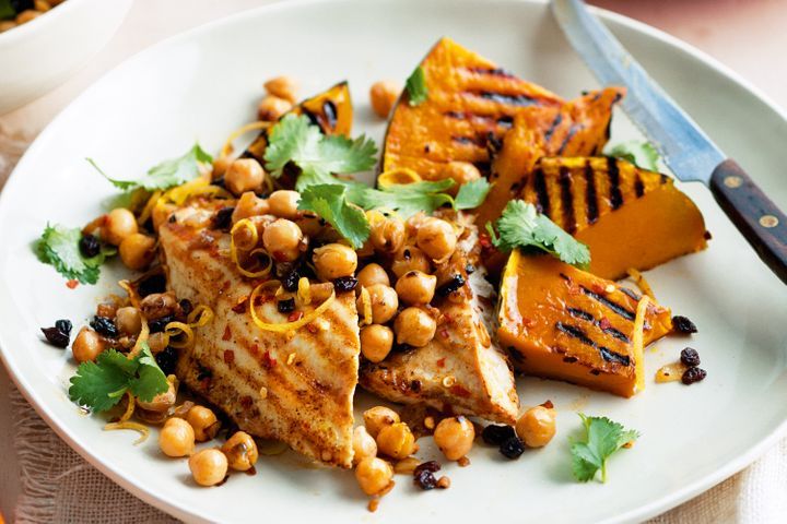 cumin-chicken-and-pumpkin-with-warm-chickpea-salsa-64794-1