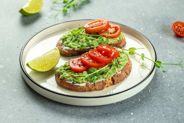 healthypregnancyindulgences-avocadotoast1703819954