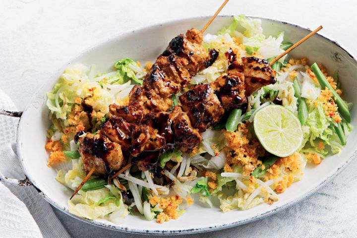 indonesian-chicken-skewers-and-spicy-coconut-salad-106690-1