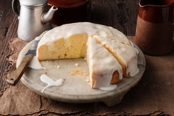 lemon-cheesecake-poke-cake-125287-1