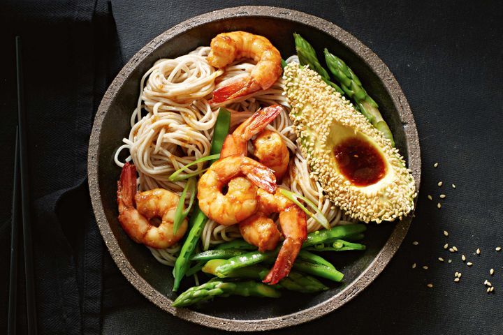 prawn-asparagus-and-noodle-salad-109665-1