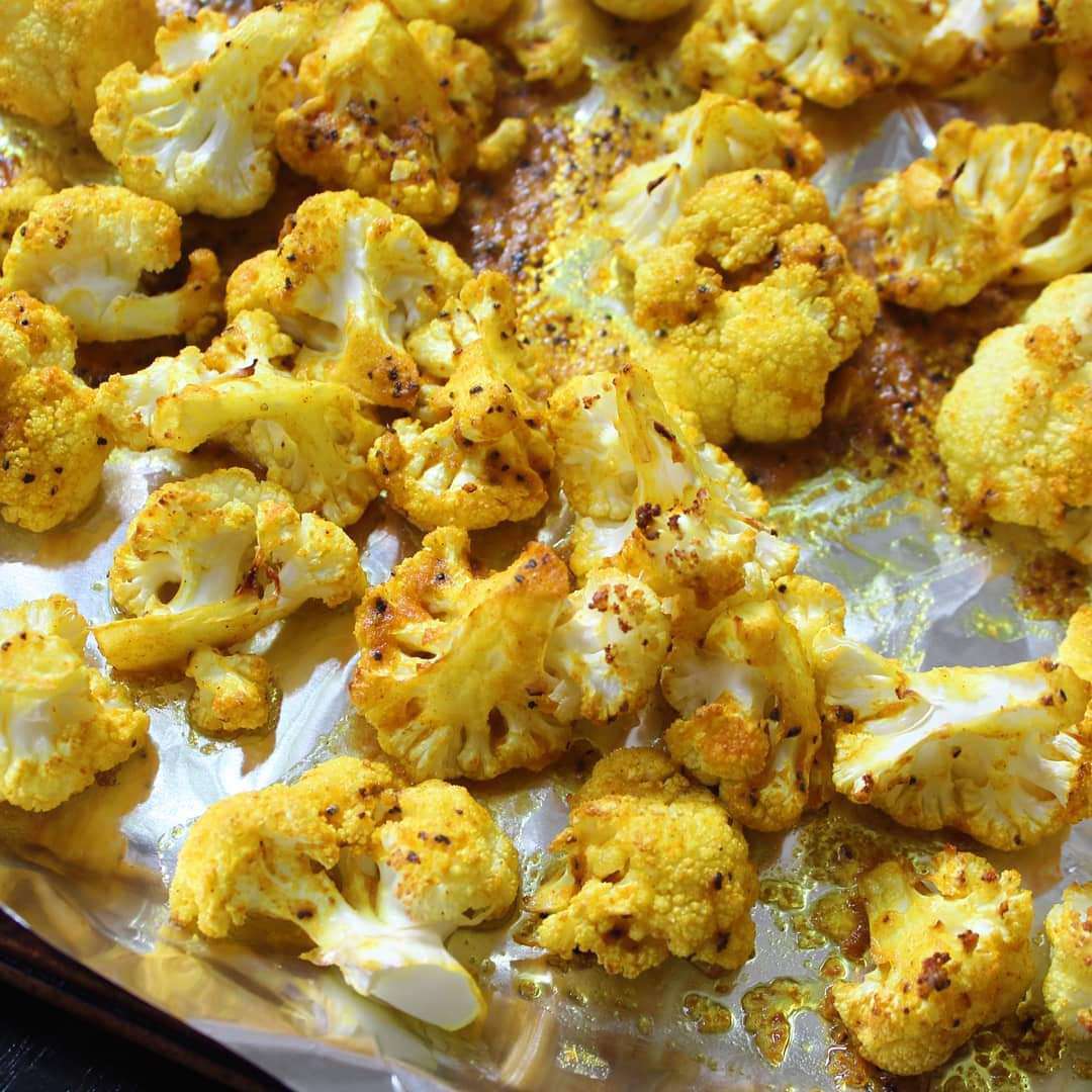 Easy Sheet Pan Roasted Cauliflower with Curry Recipe