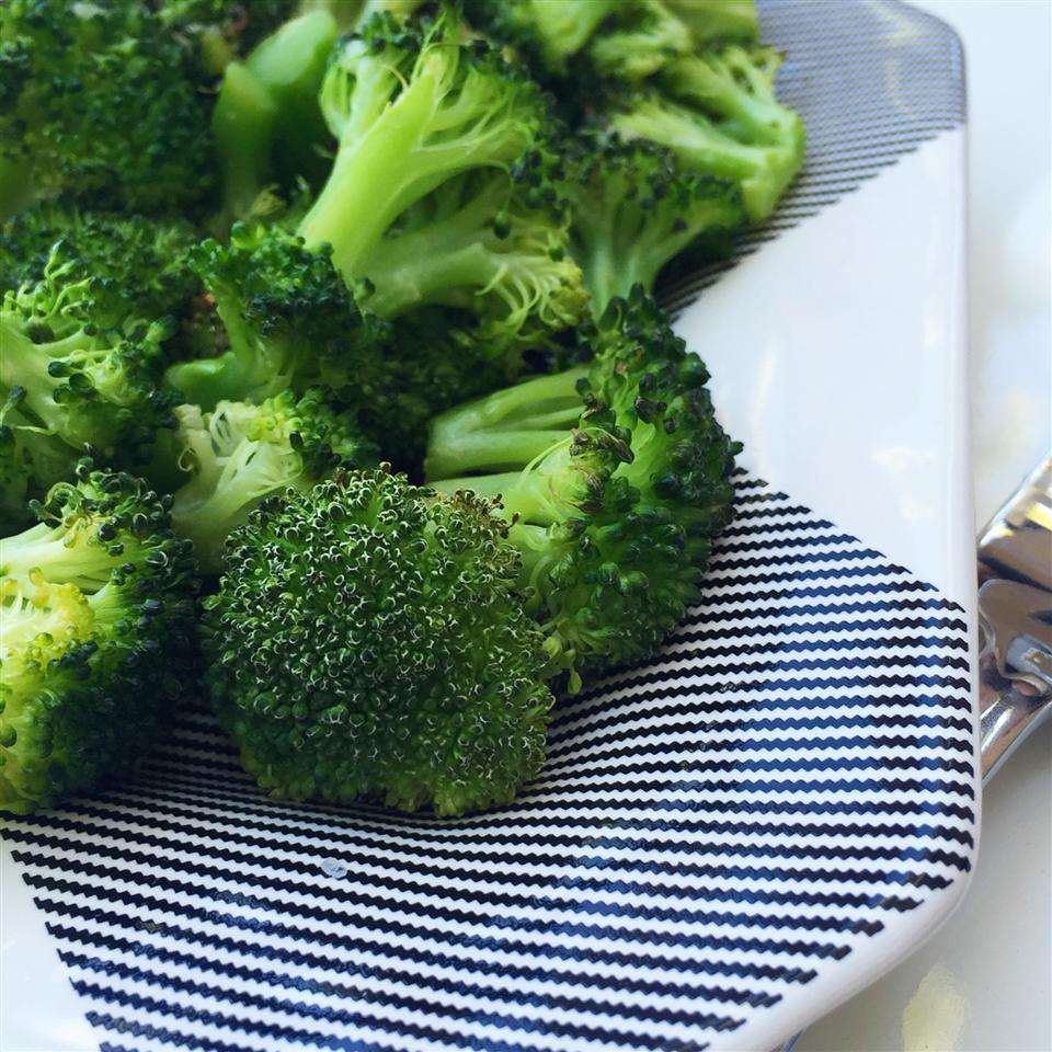 Garlic Roasted Broccoli Recipe