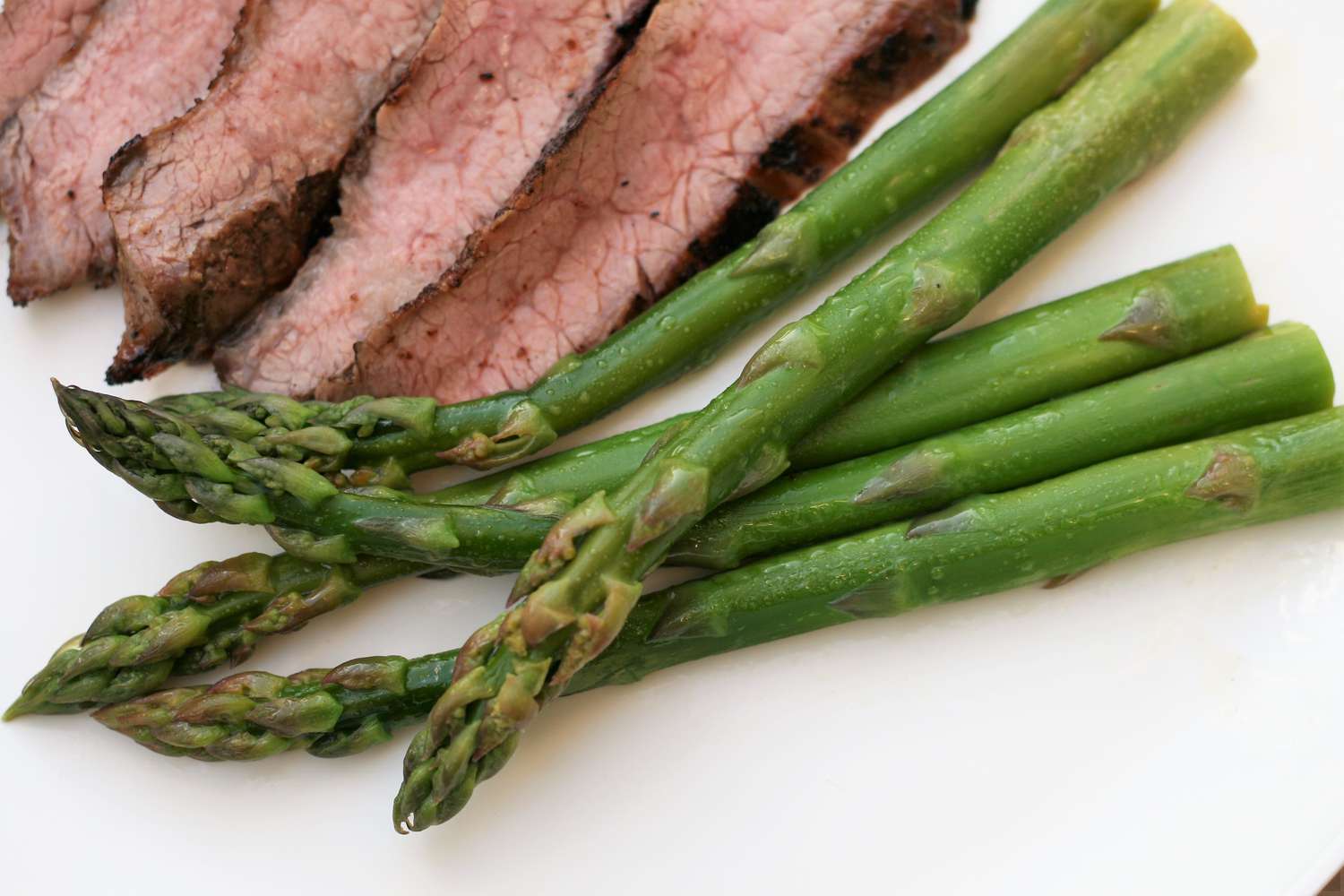 The Best Steamed Asparagus Recipe