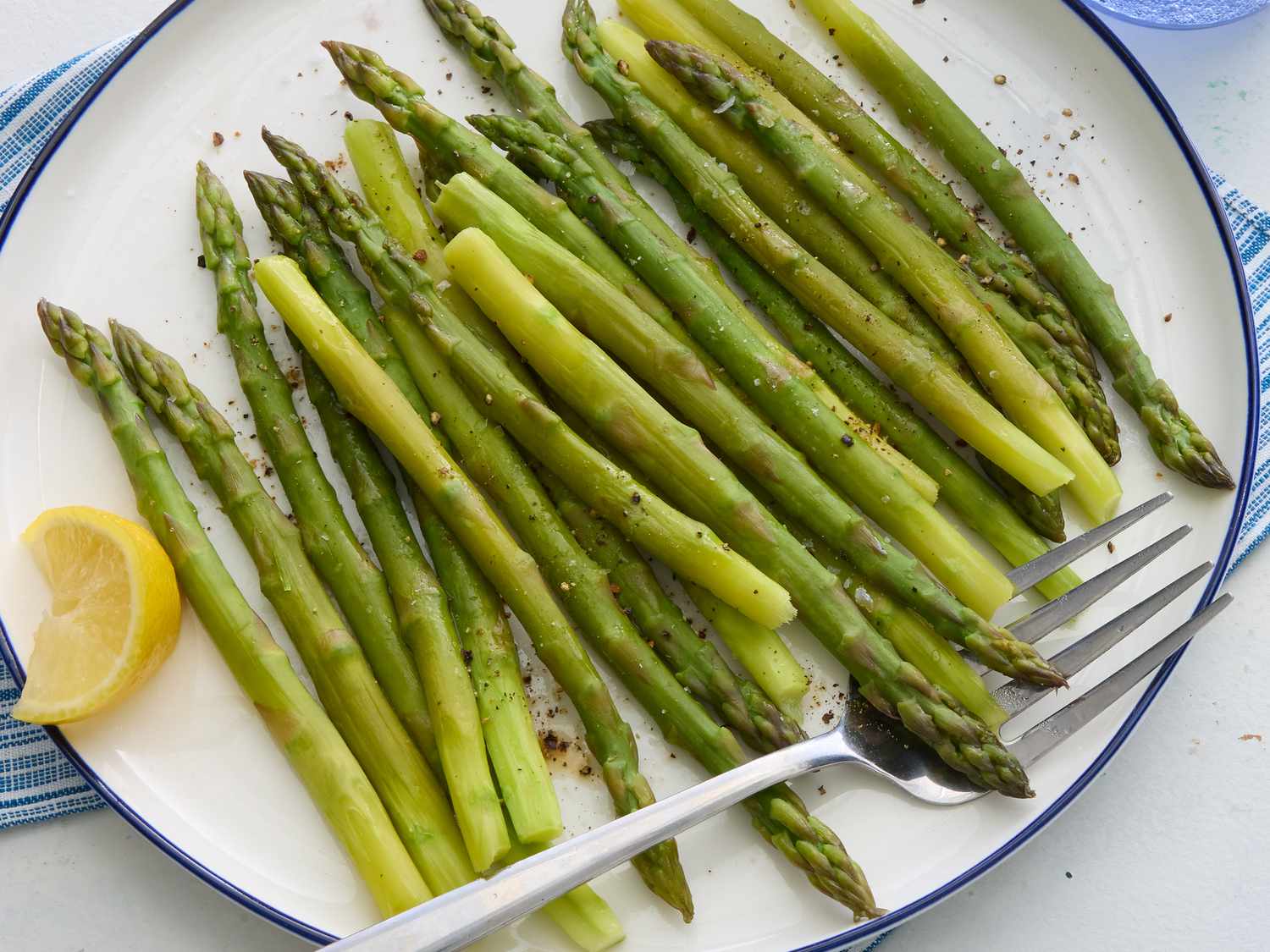 Simply Steamed Asparagus Recipe