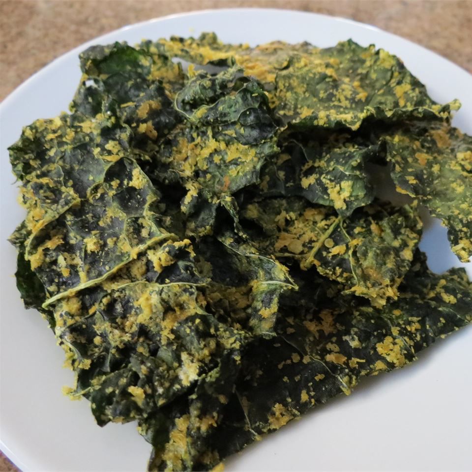 Cheesy Kale Chips Recipe