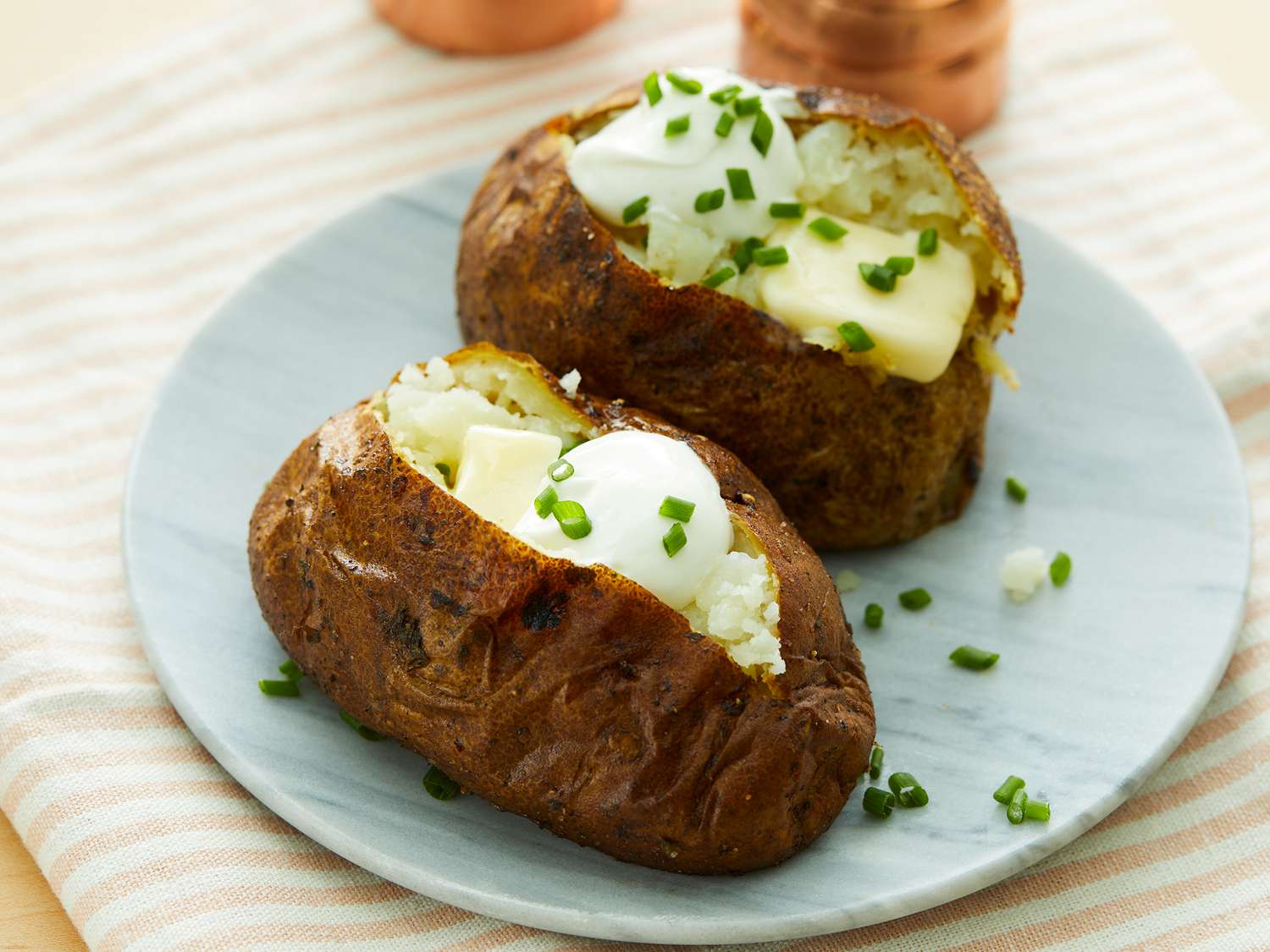 Easy Air Fryer Baked Potatoes Recipe