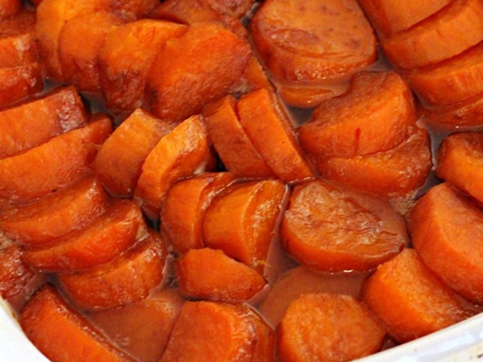 Classic Candied Sweet Potatoes Recipe