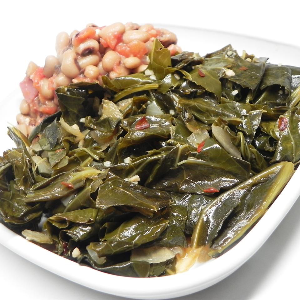 Smoky Vegetarian Collard Greens Recipe