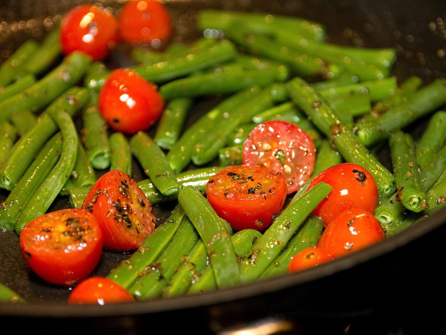 Green Beans with Cherry Tomatoes Recipe