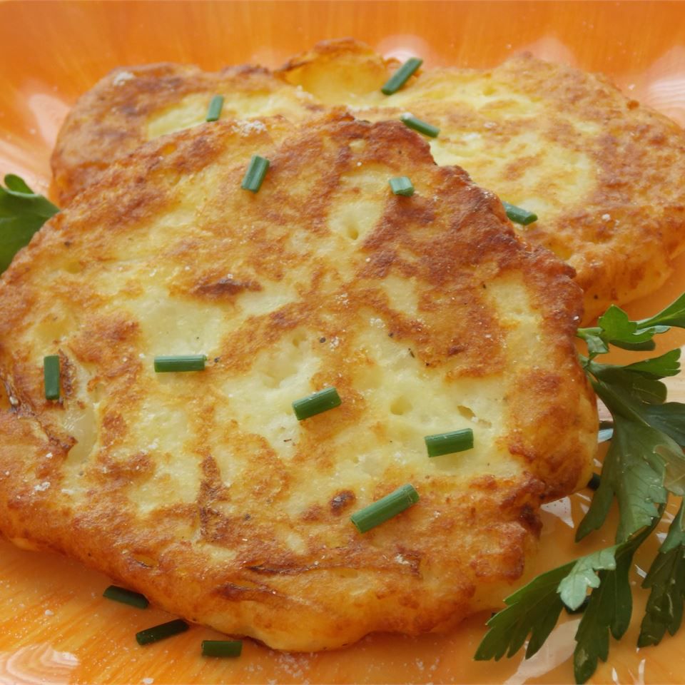 Old-Fashioned Potato Cakes Recipe