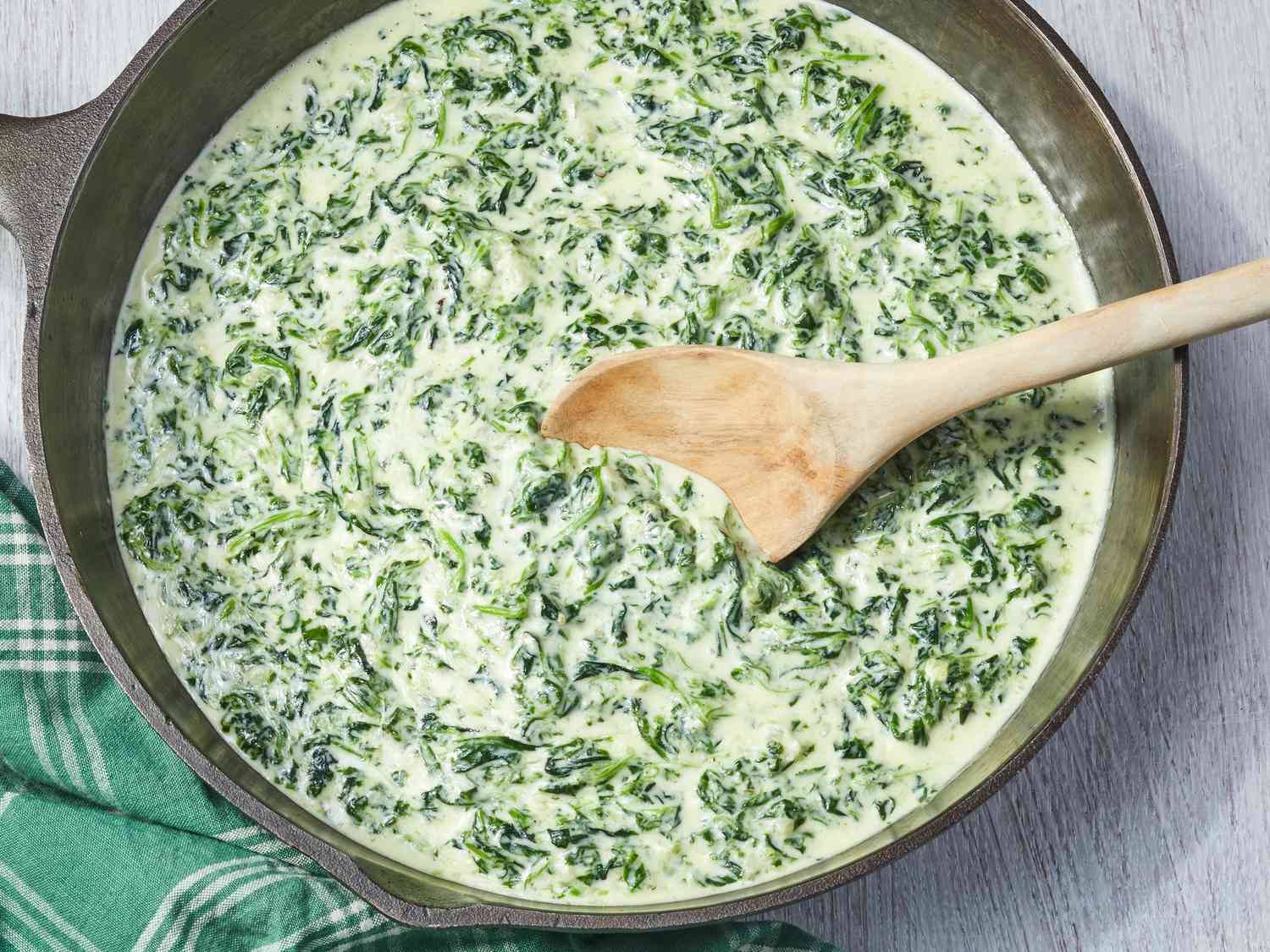 Cheesy Creamed Spinach Recipe