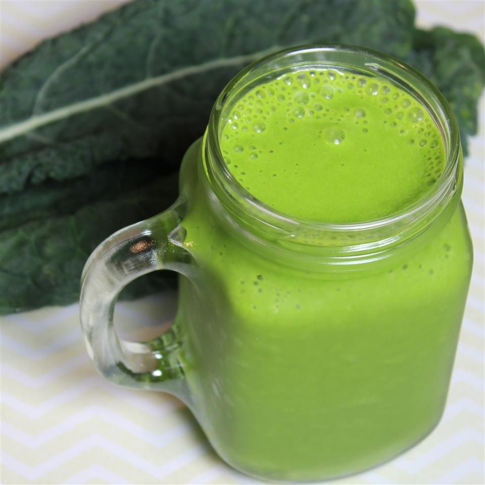 Spinach and Kale Smoothie Recipe