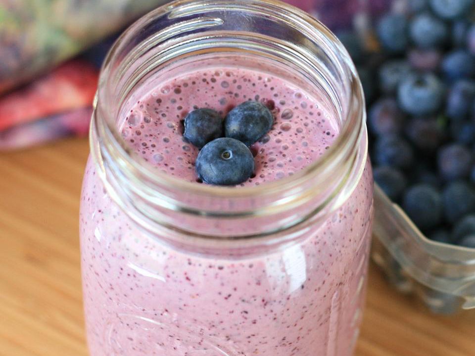 Healthy Blueberry Breakfast Smoothie Recipe