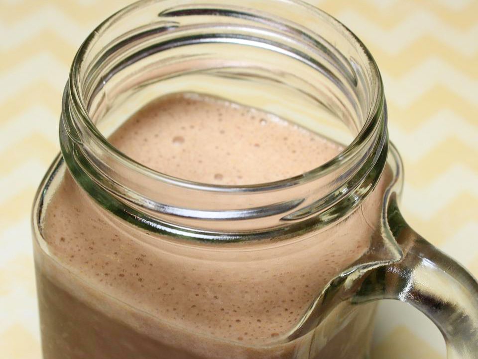 Cocoa, Banana, and Peanut Butter Smoothie Recipe