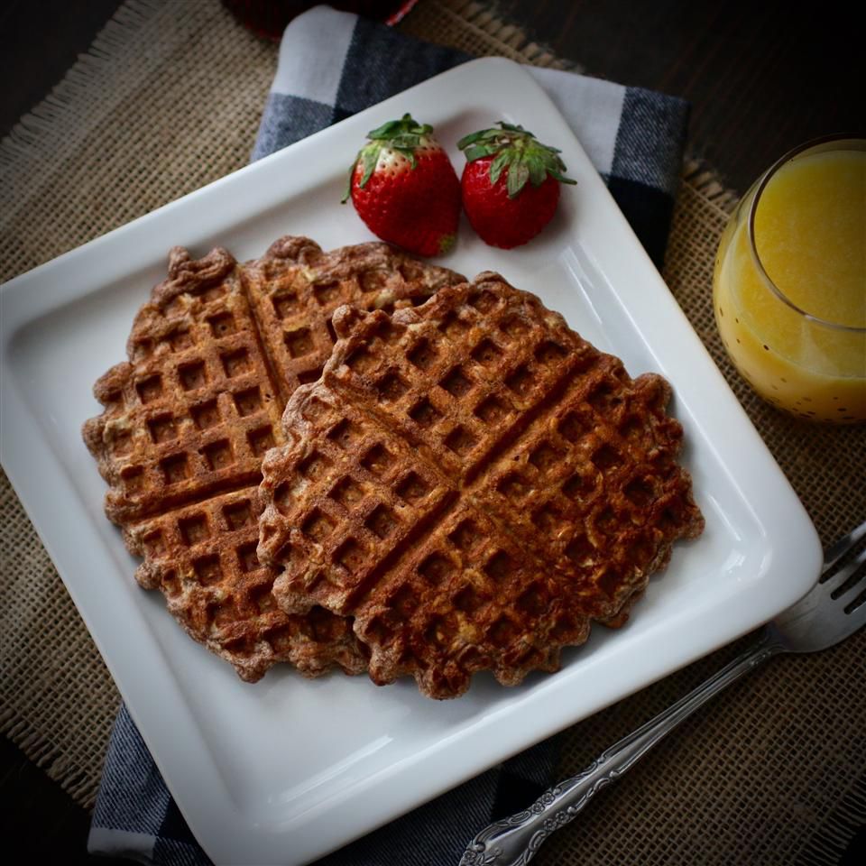 Cathy's Gluten-Free Oatmeal Waffles Recipe