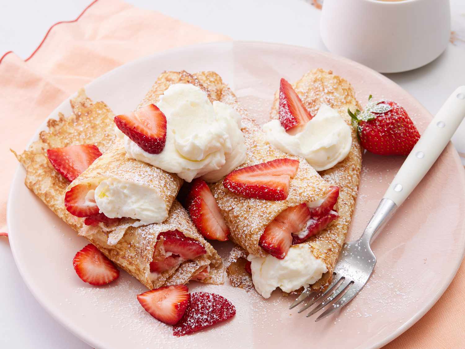 Creamy Strawberry Crepes Recipe