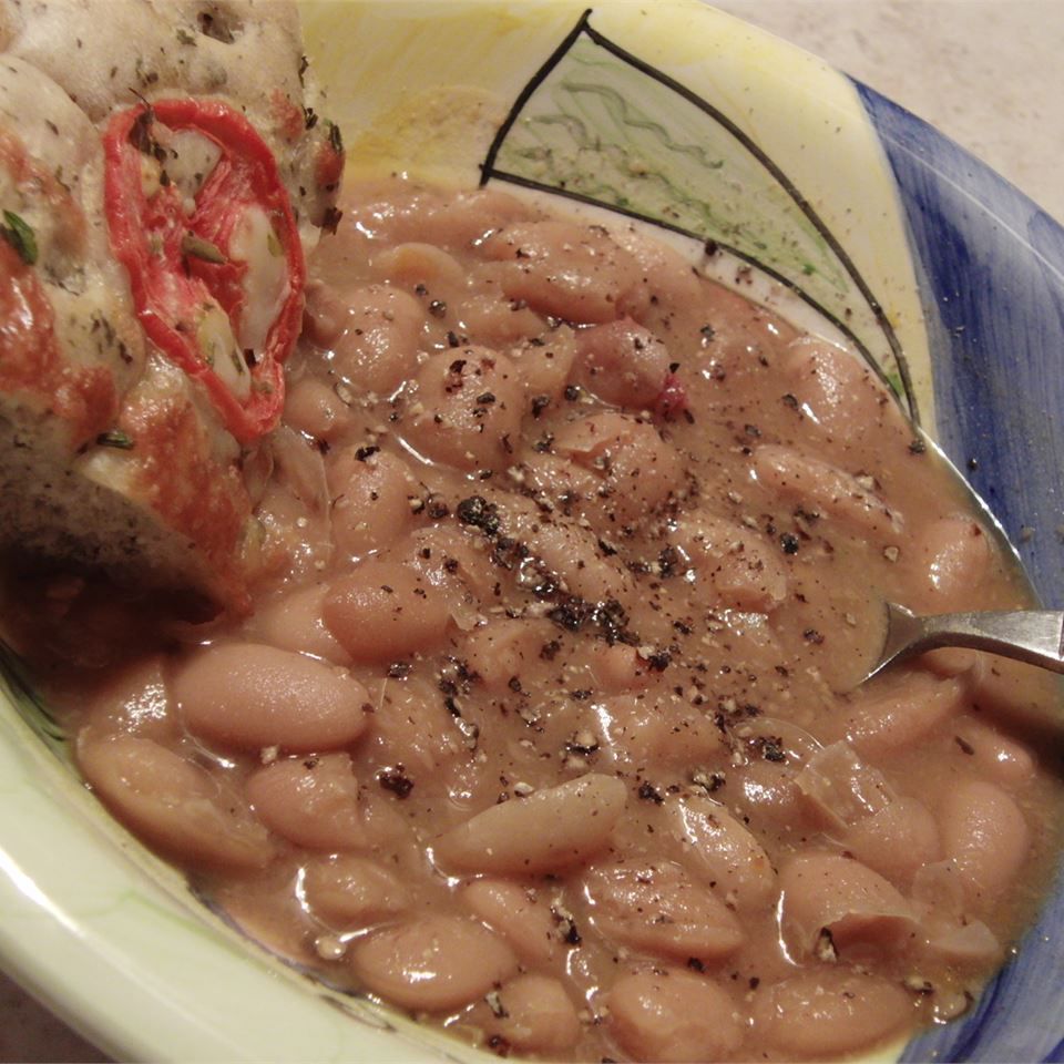 Slow Cooker Ham and Beans Recipe