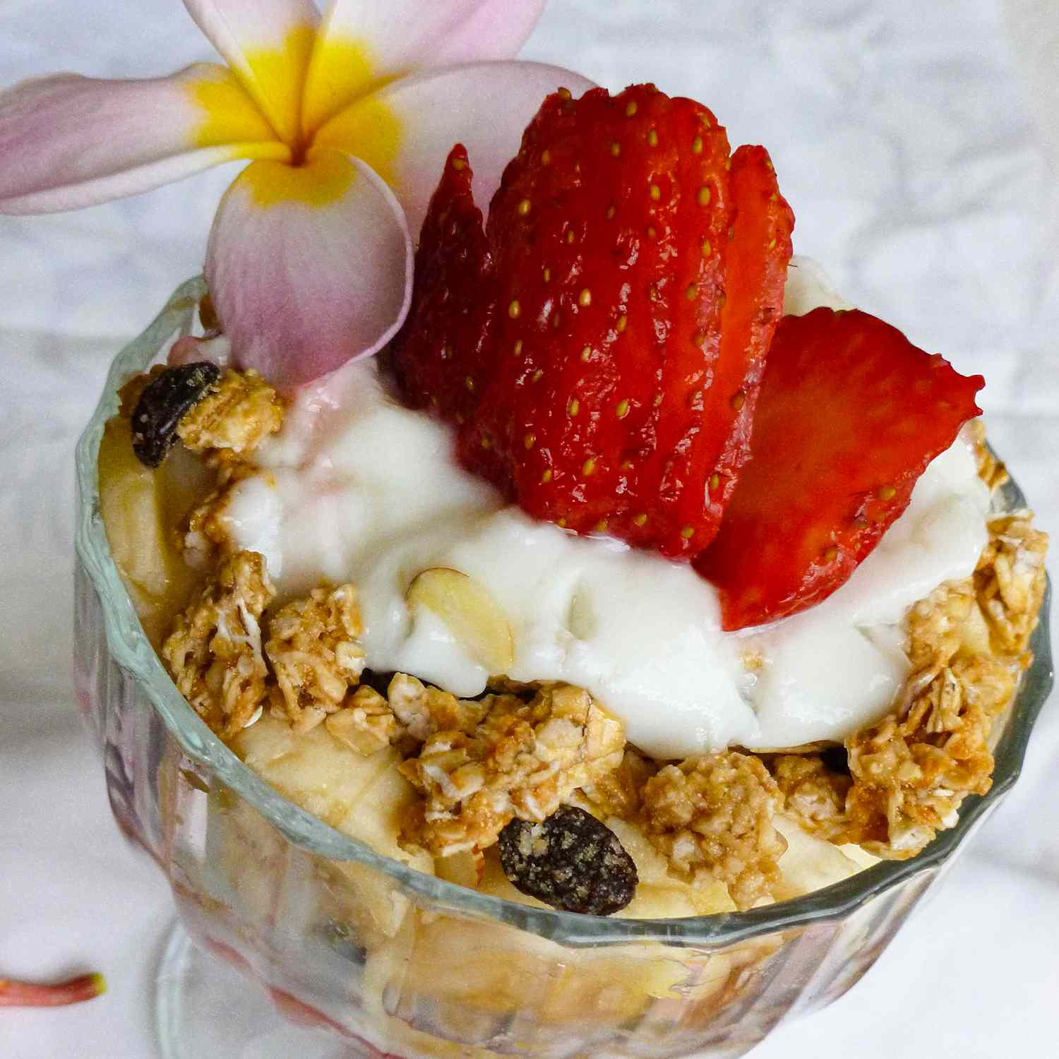 Summer Berry Parfait with Yogurt and Granola Recipe