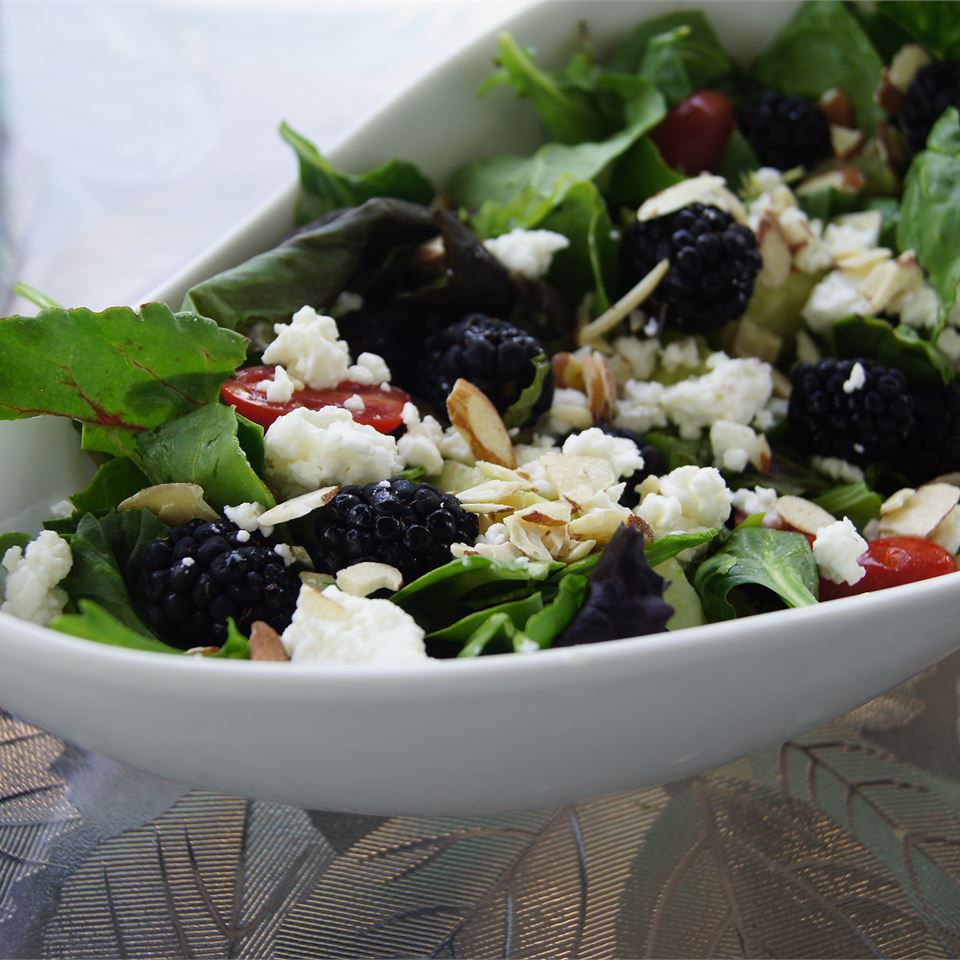 Blackberry Spinach Salad Recipe