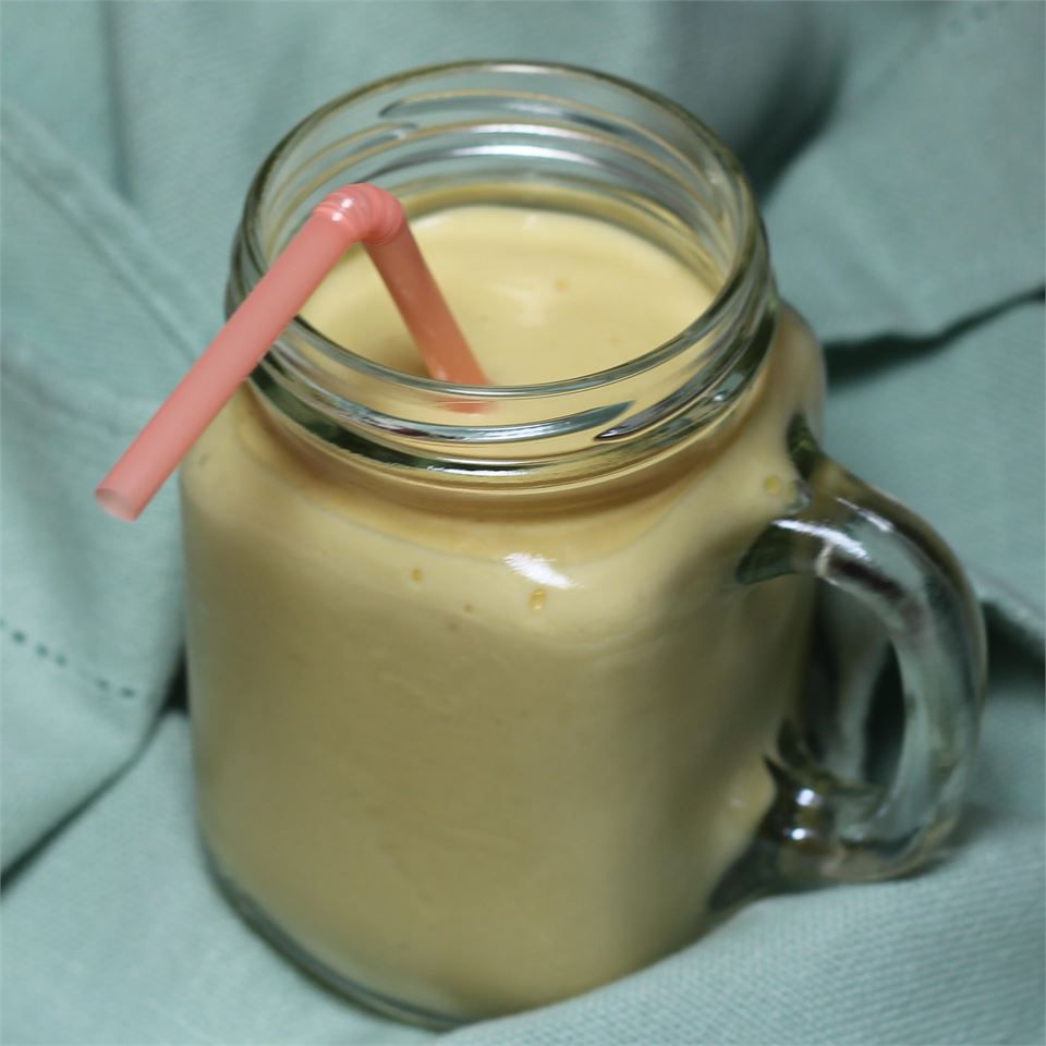 Creamy Mango Smoothie Recipe