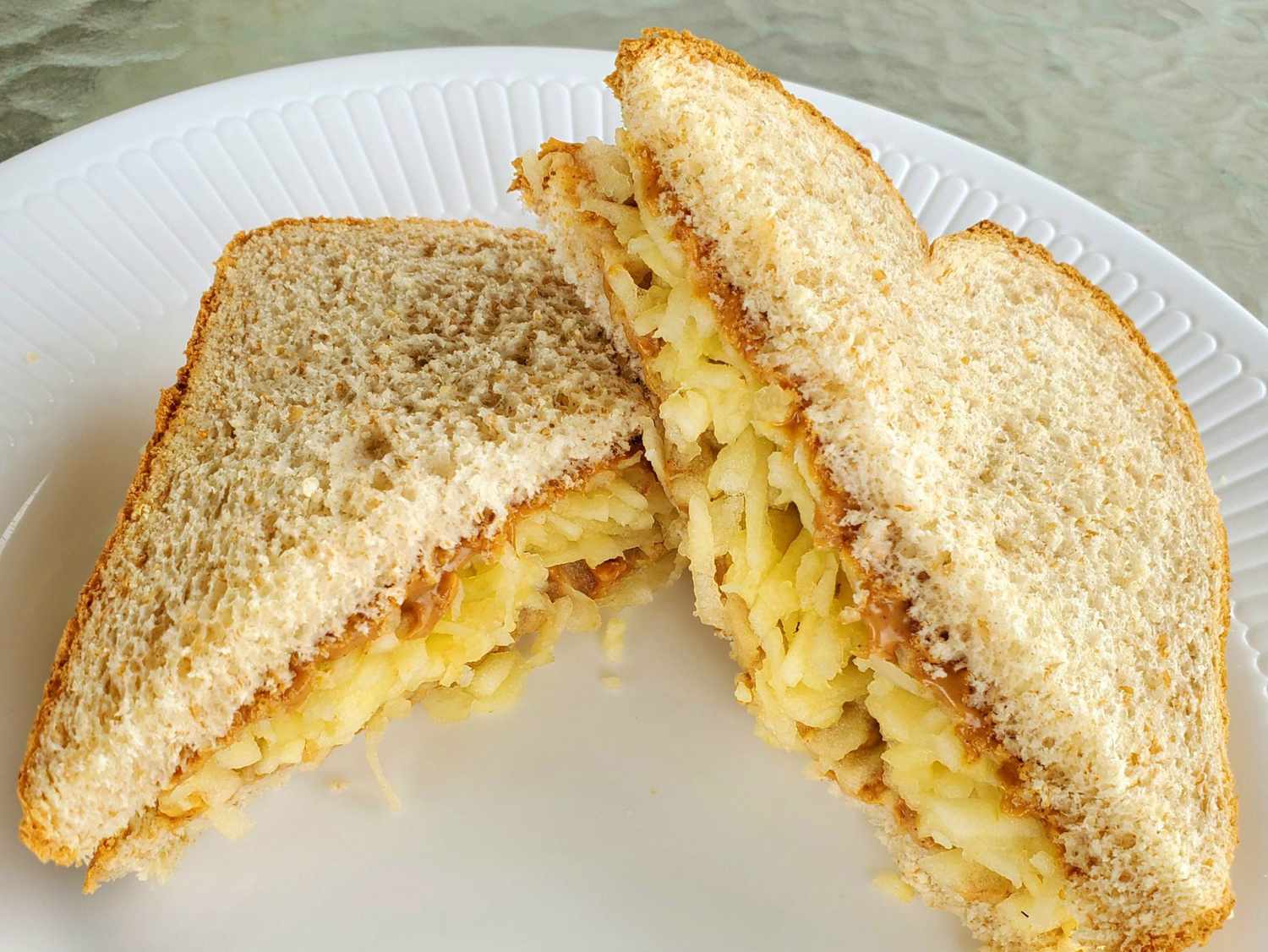 Peanut Butter and Apple Sandwich Recipe