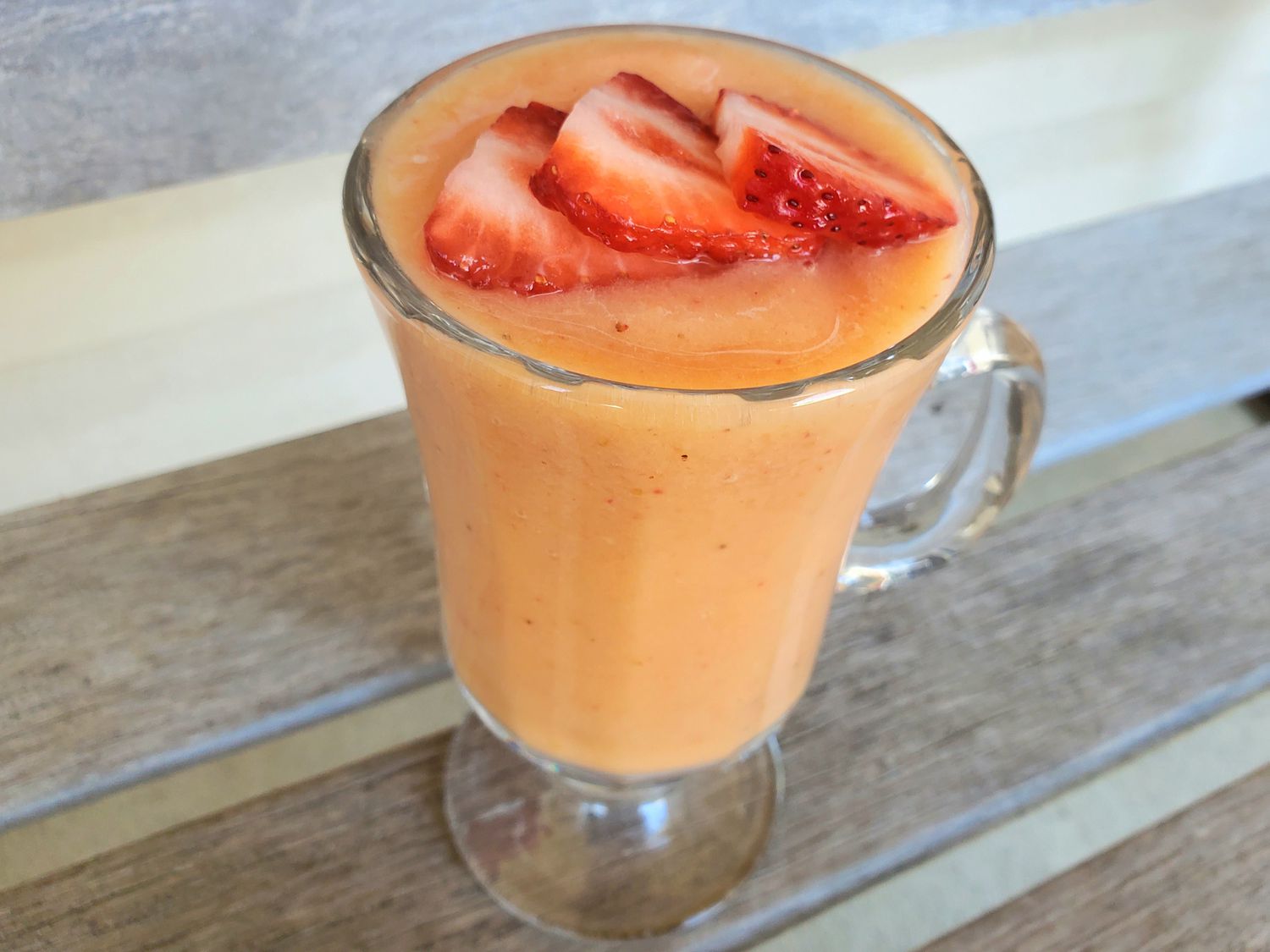 Recharge-Style Strawberry Mango Smoothie Recipe