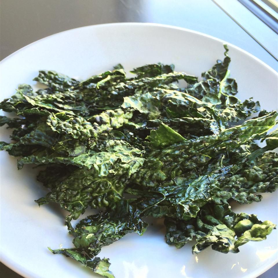 Kale Chips in the Microwave Recipe