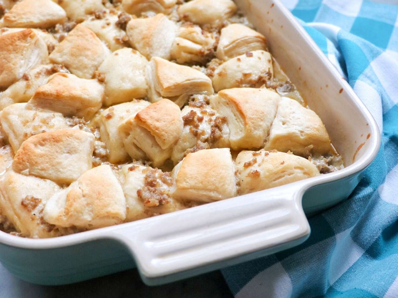 Sausage Gravy Casserole Recipe