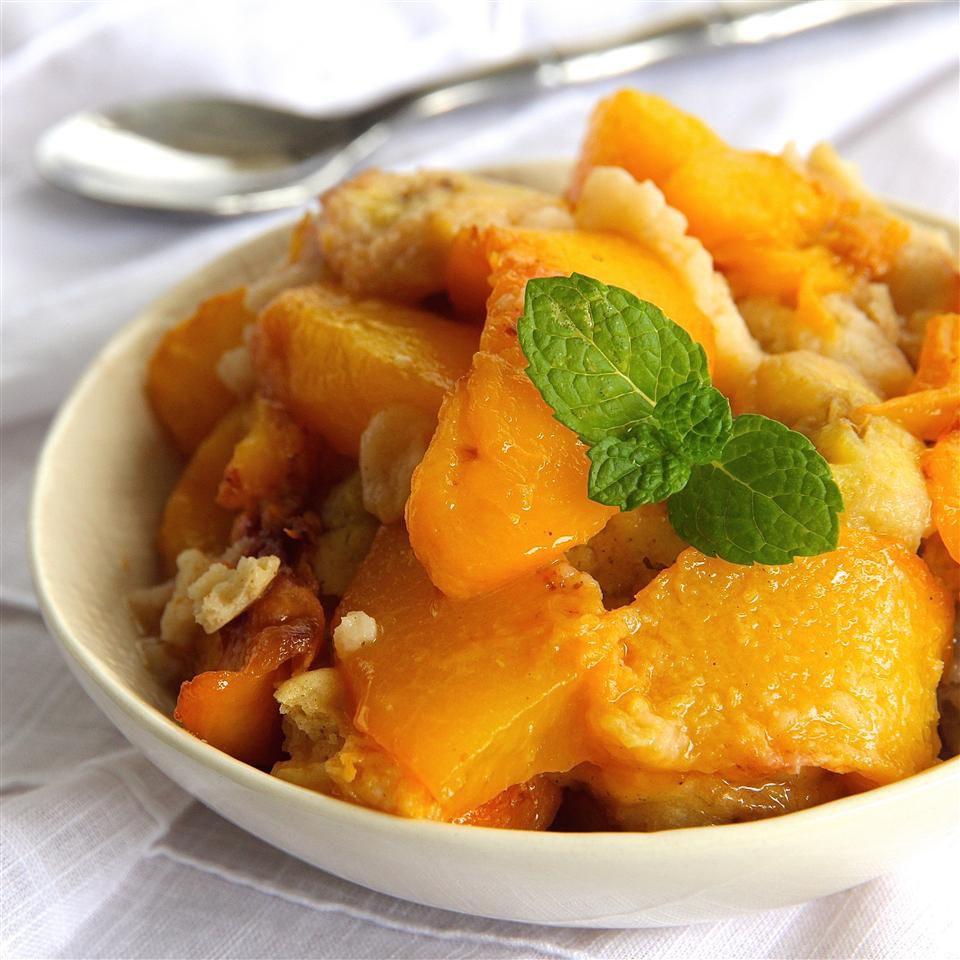 Sugar-Free Peach and Banana Cobbler Recipe