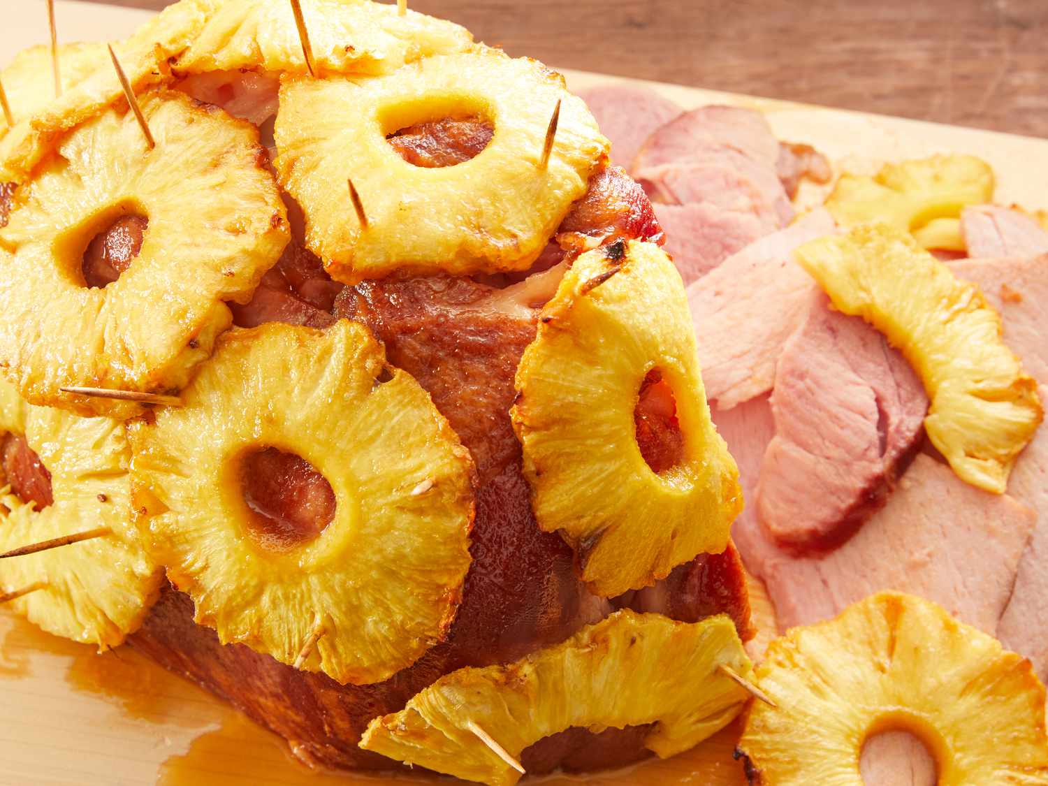 Brown Sugar and Pineapple Glazed Ham Recipe