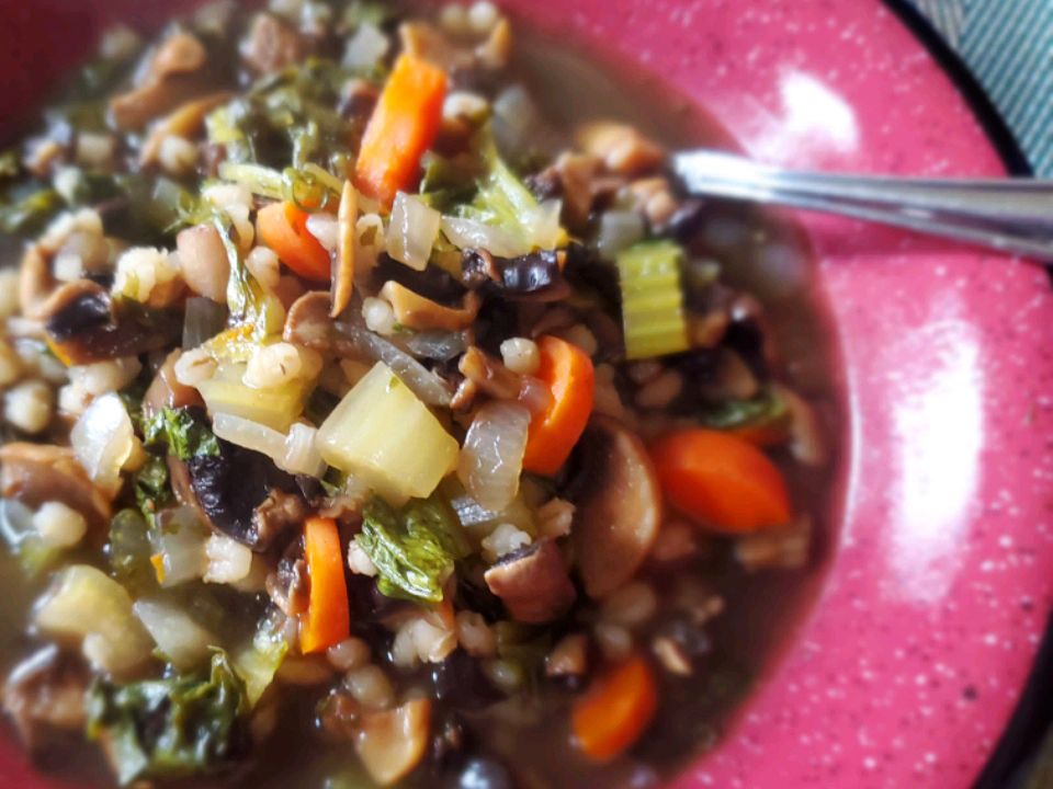 Easy Mushroom Barley Soup Recipe