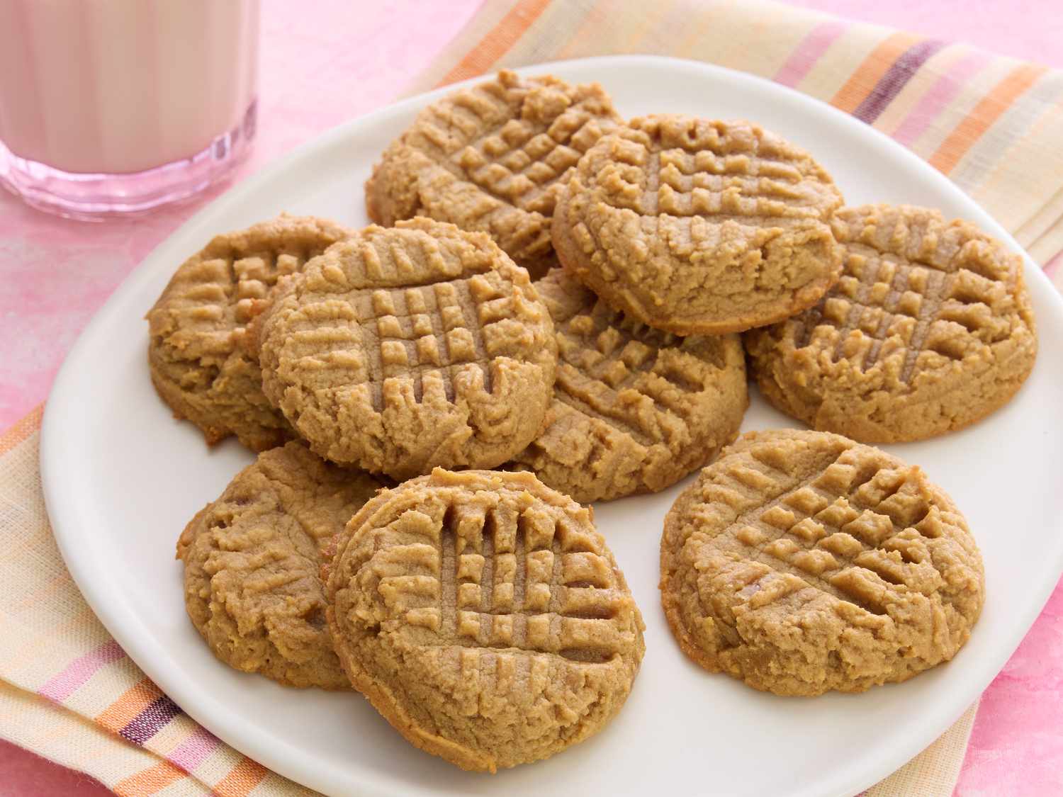 4-Ingredient Keto Peanut Butter Cookies Recipe