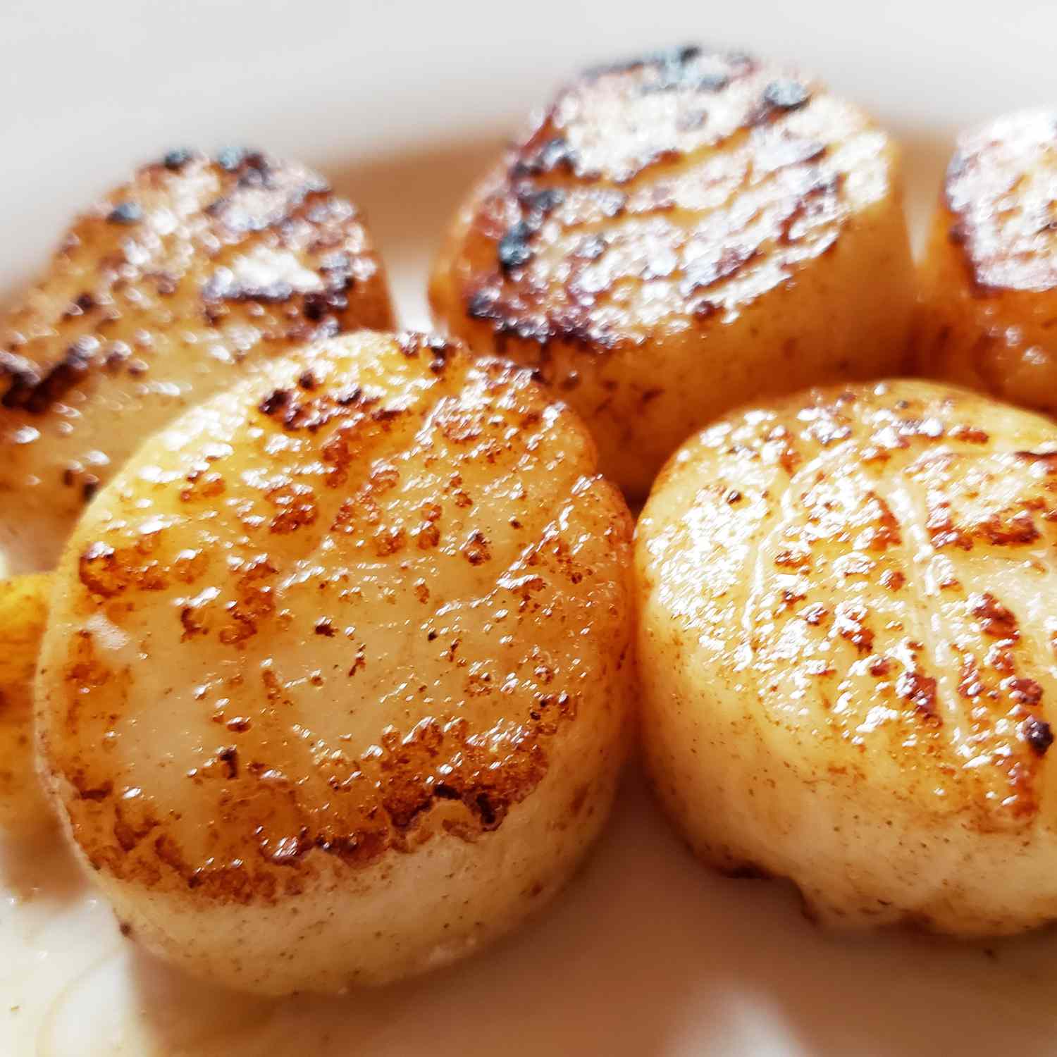 Easy Garlic-Lemon Scallops Recipe