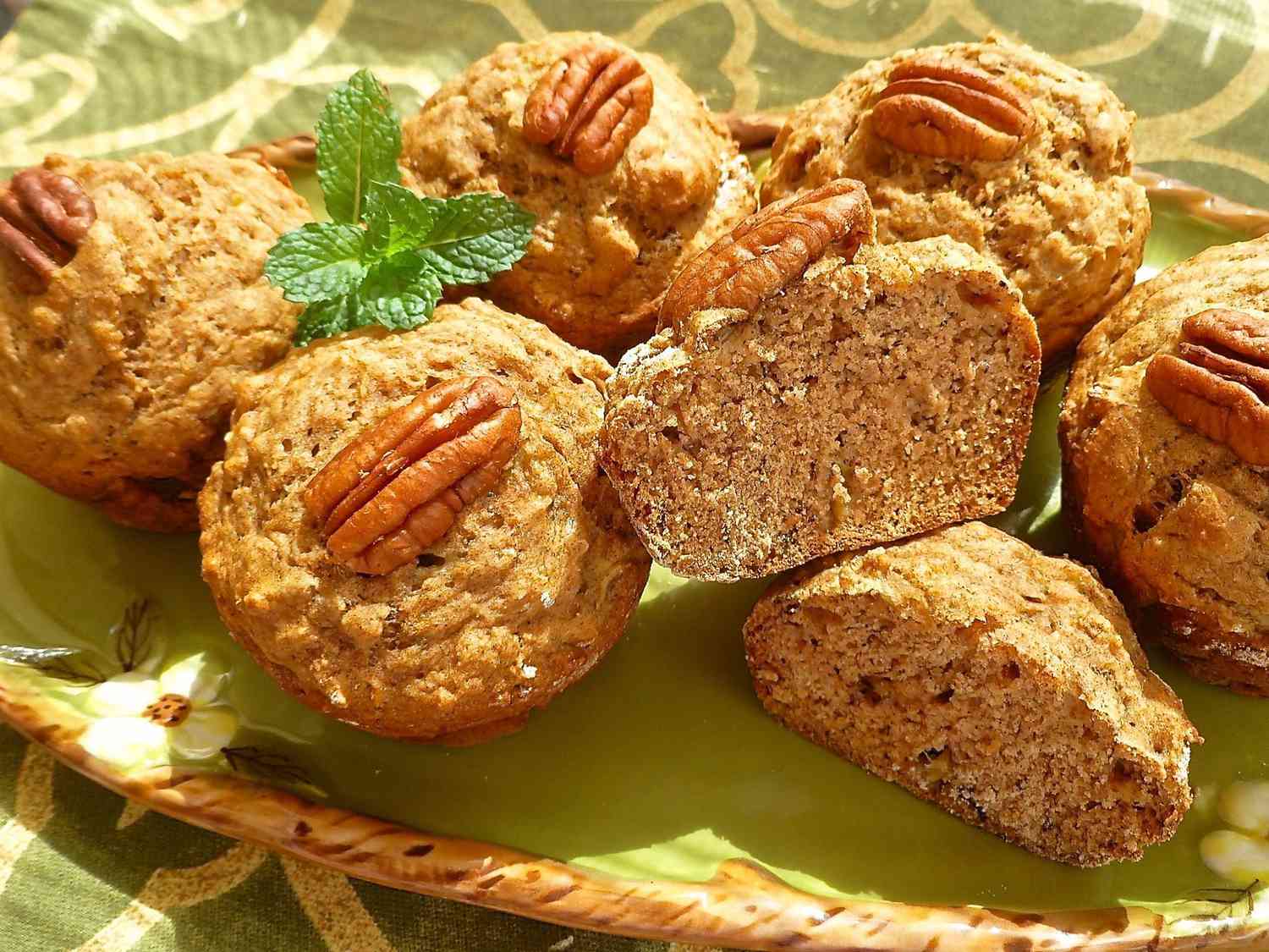 Dietetic Banana Nut Muffins Recipe