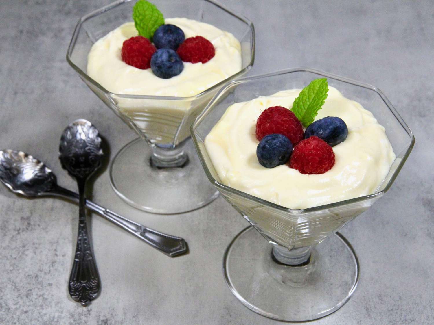 Easy Lemon Mousse Recipe