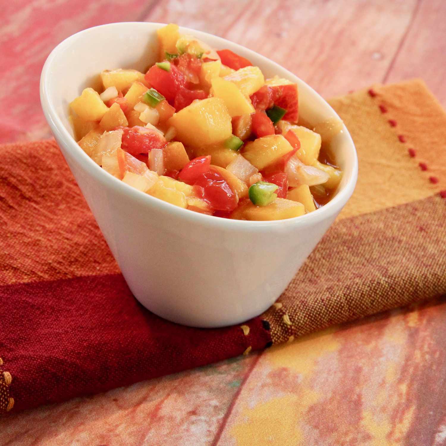 Easy Peach Salsa Recipe