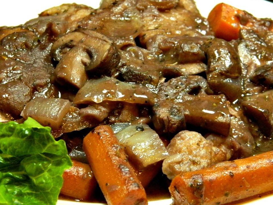 Simple and Easy Coq au Vin Recipe