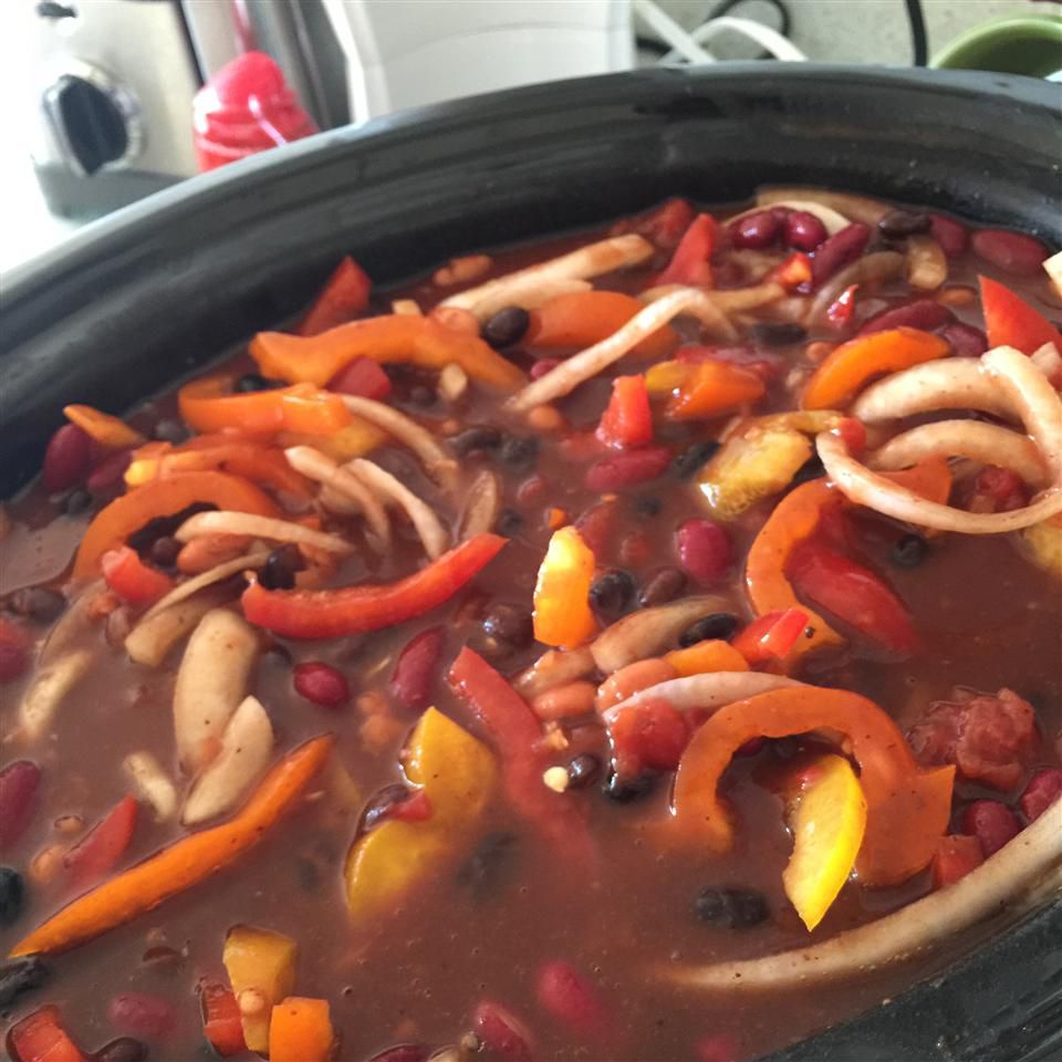 Slow Cooker Sweet Chicken Chili Recipe