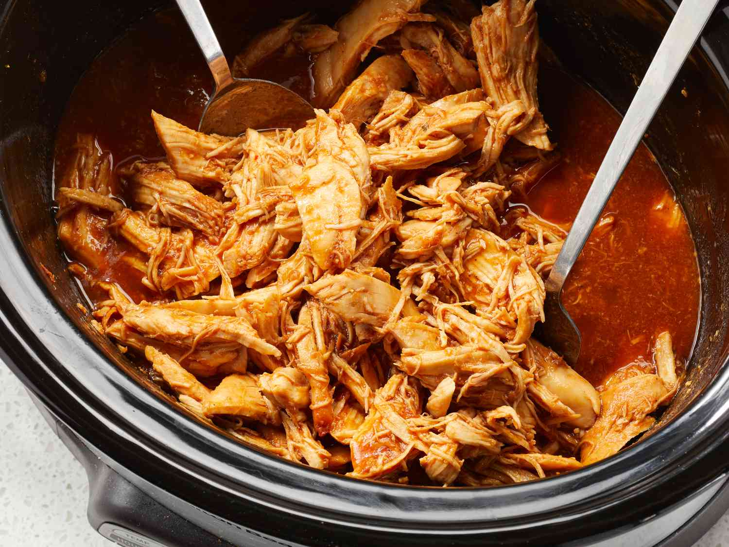 Zesty Slow Cooker Chicken Barbecue Recipe