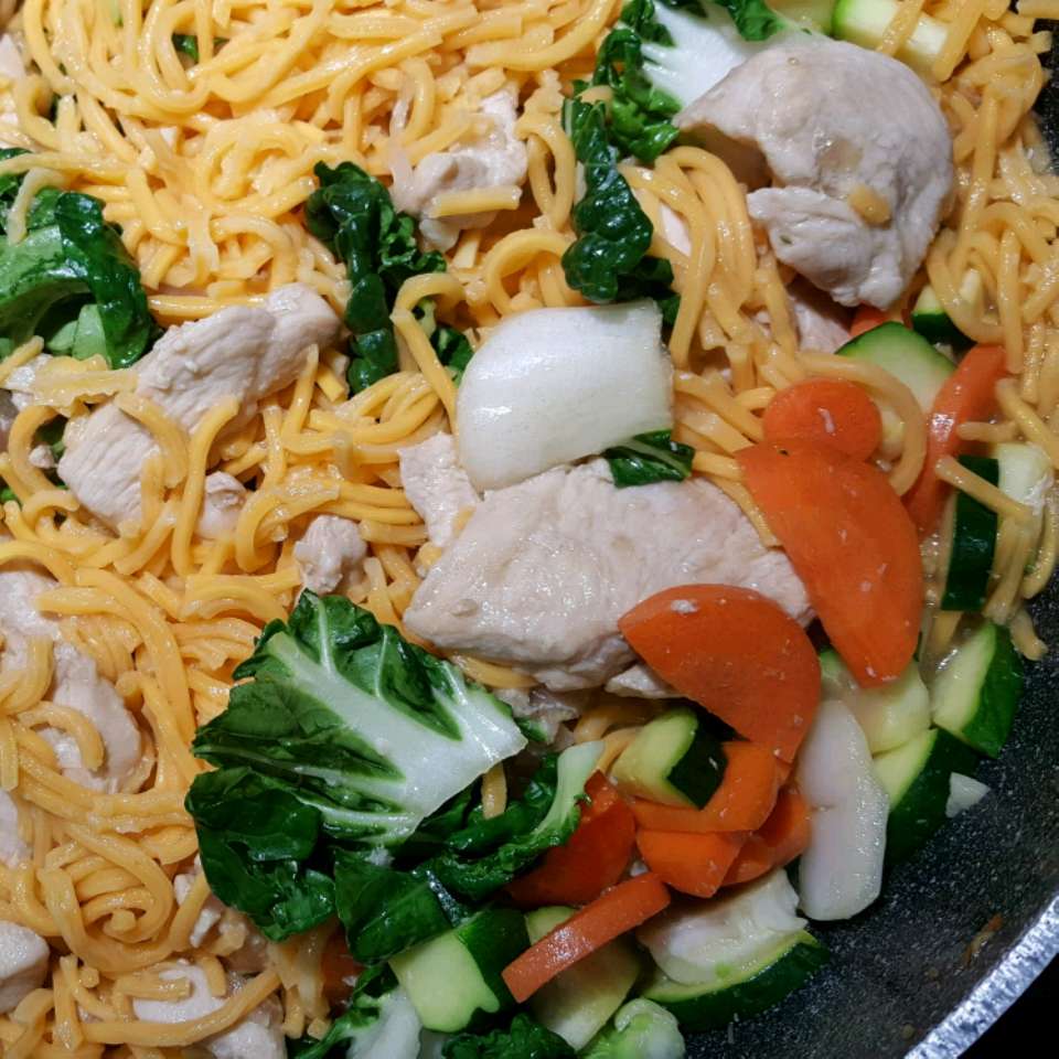 Chow Mein with Chicken and Vegetables Recipe