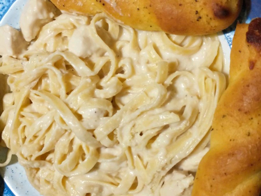 Slow Cooker Chicken Alfredo Recipe