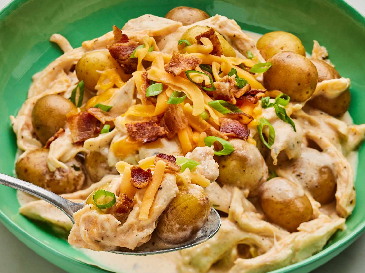 Slow Cooker Loaded Chicken and Potatoes Recipe