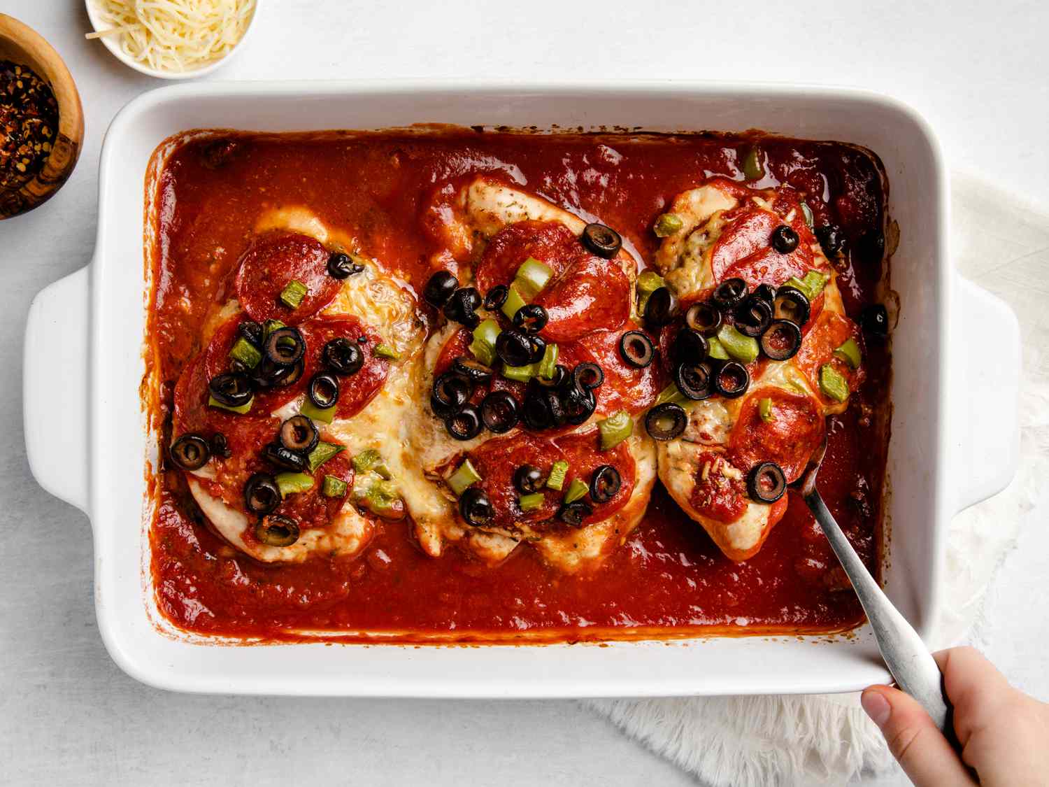 Pizza Chicken Is Our New Favorite One-Pan Weeknight Dinner Casserole