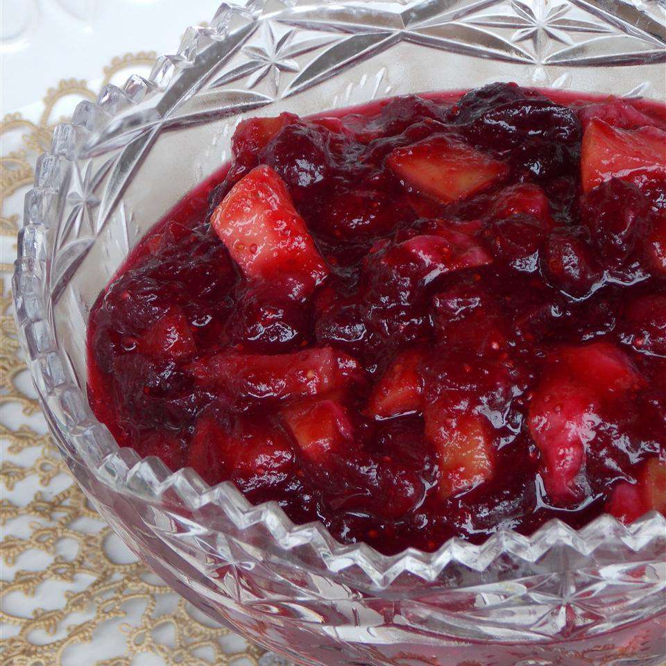 Awesome and Easy Cranberry Sauce Recipe